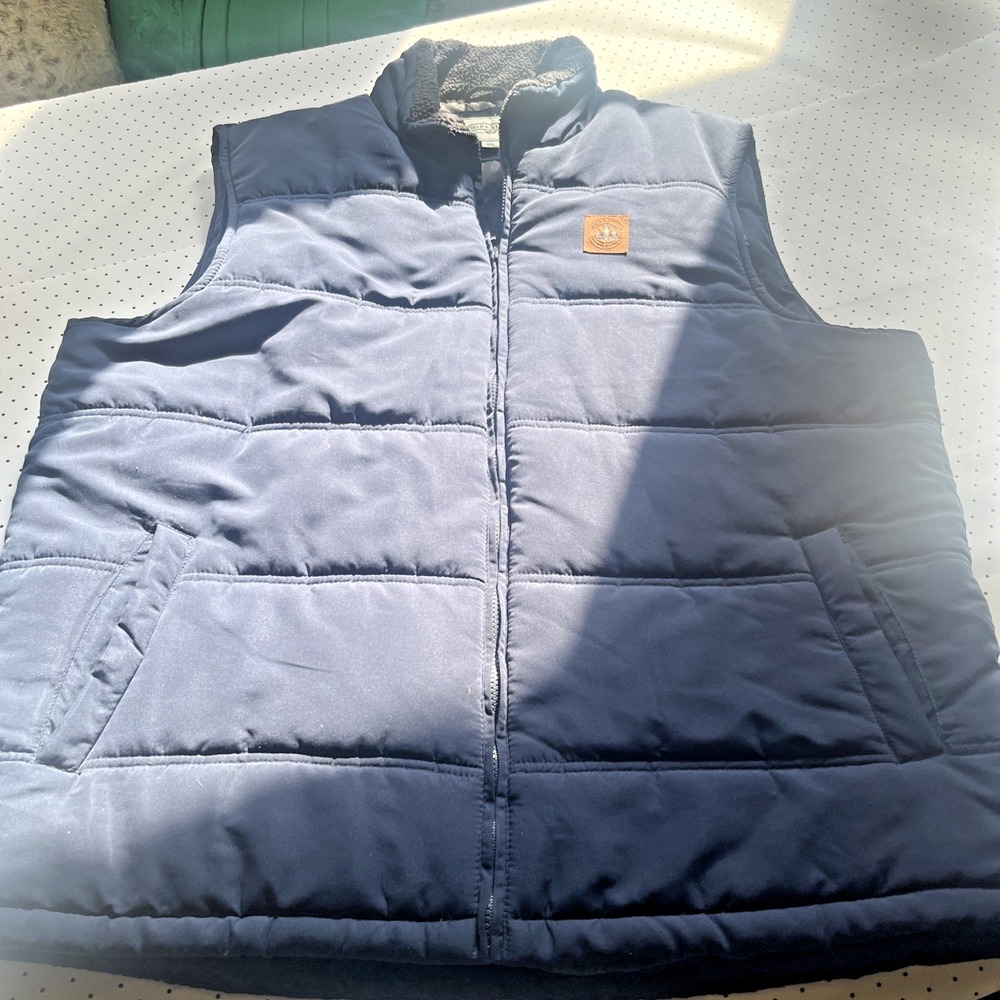 Field & Stream Mens XXL Navy Puffer Vest Logo Soft Collar Outdoor Wear